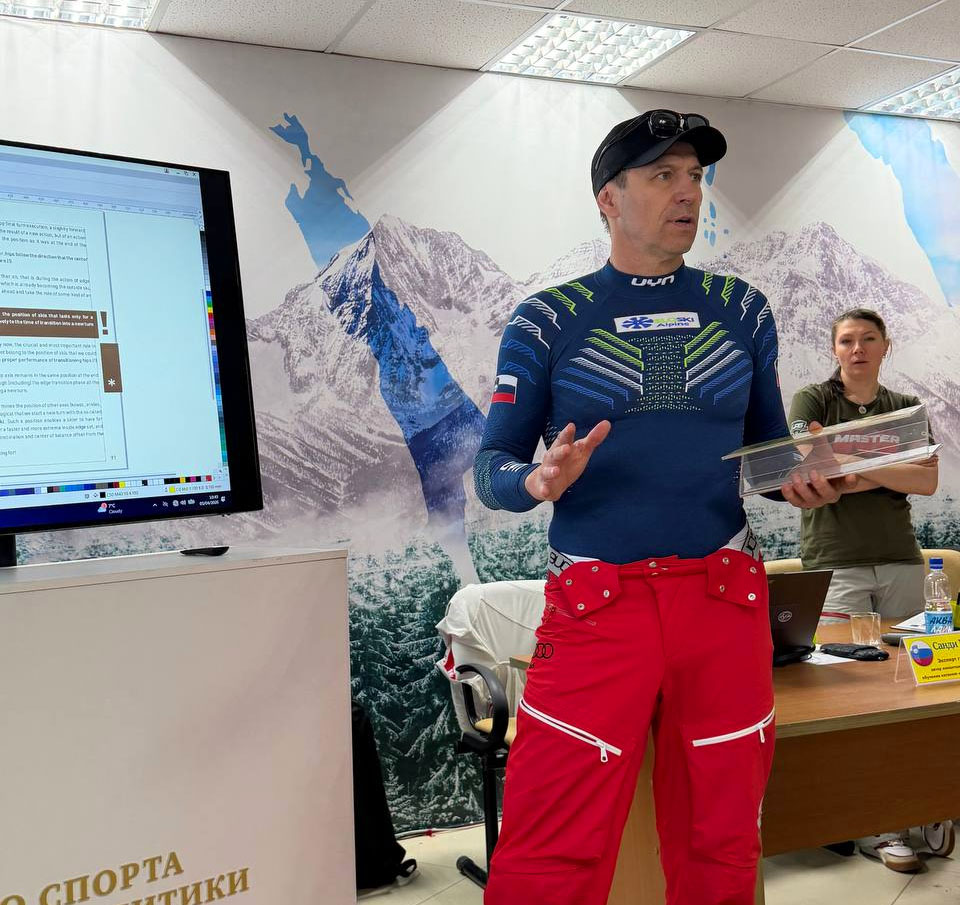 sandi-sah04.jpg sandi-sah04.jpg